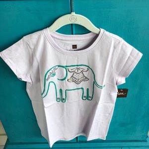Elephant graphic tee